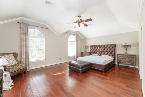 1907 Waterside Drive Missouri City TX 77459