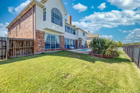 1907 Waterside Drive Missouri City TX 77459