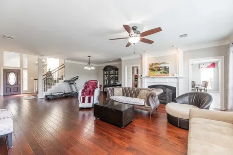 1907 Waterside Drive Missouri City TX 77459