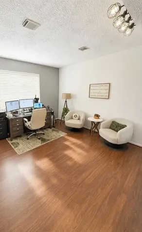 1809 Oak Wood Drive E Pearland TX 77581