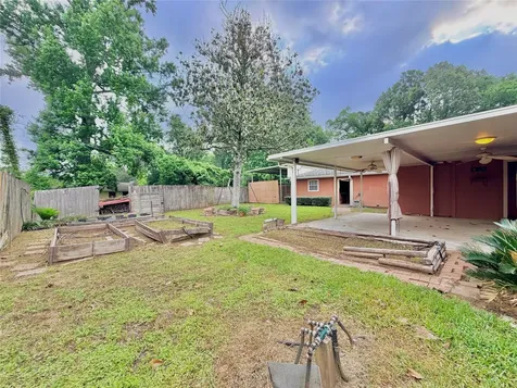 2735 Webster Street Liberty TX 77575