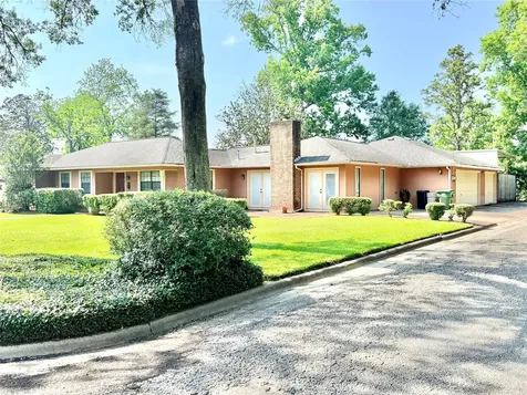2735 Webster Street Liberty TX 77575