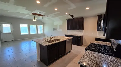 1402 Central Heights Drive Missouri City TX 77459