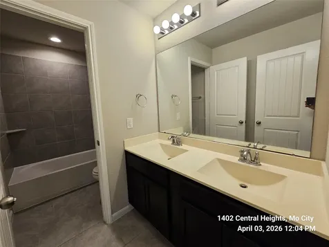 1402 Central Heights Drive Missouri City TX 77459