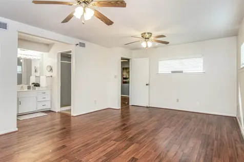 11844 13th Street Santa Fe TX 77510