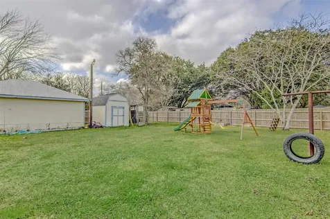 11844 13th Street Santa Fe TX 77510