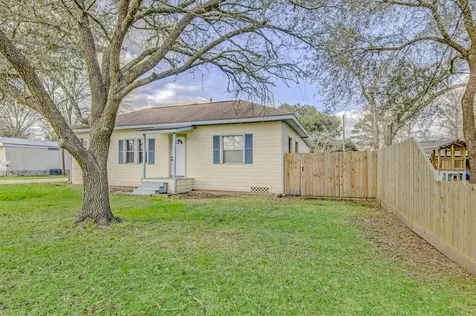 11844 13th Street Santa Fe TX 77510