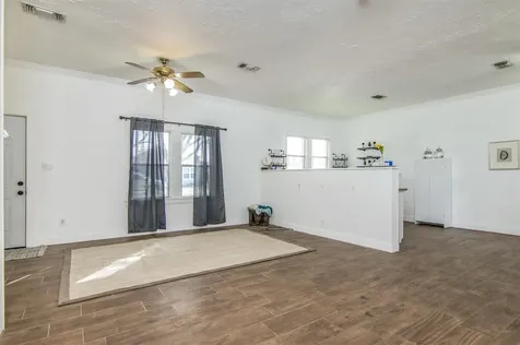 11844 13th Street Santa Fe TX 77510