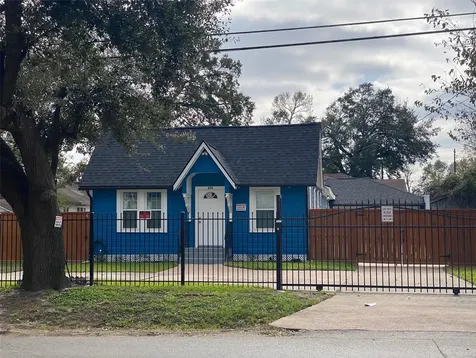 628 King Street Houston TX 77022