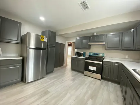 628 King Street Houston TX 77022