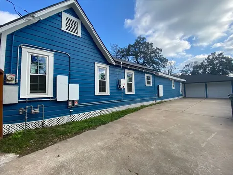 628 King Street Houston TX 77022