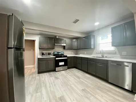 628 King Street Houston TX 77022