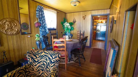 108 7th Street Palestine TX 75803