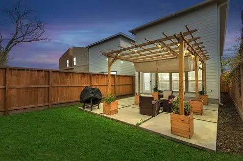 4209 New Orleans Street A Houston TX 77020