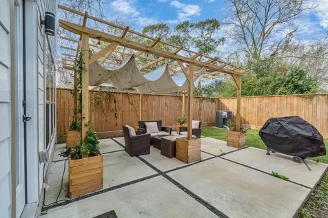 4209 New Orleans Street A Houston TX 77020