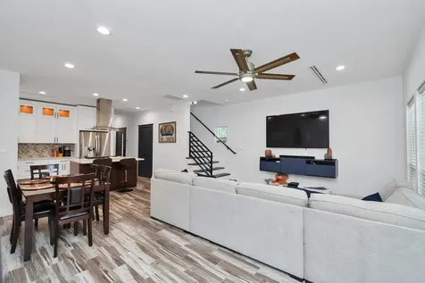 4209 New Orleans Street A Houston TX 77020