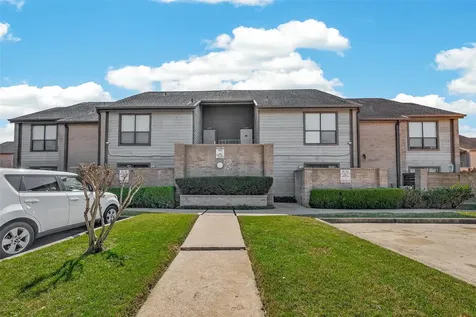 8483 Sands Point Drive Houston TX 77036