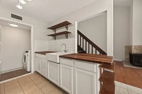 8483 Sands Point Drive Houston TX 77036
