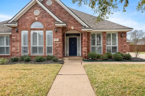 814 Royal Adelade Drive College Station TX 77845