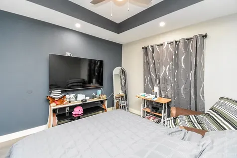 1303 W Ellaine Avenue Pasadena TX 77506