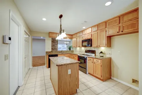 60 W Indian Sage Circle The Woodlands TX 77381