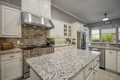 26 Brookgreen Circle S Montgomery TX 77356
