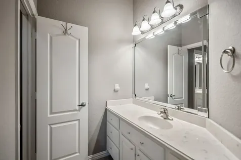 26 Brookgreen Circle S Montgomery TX 77356