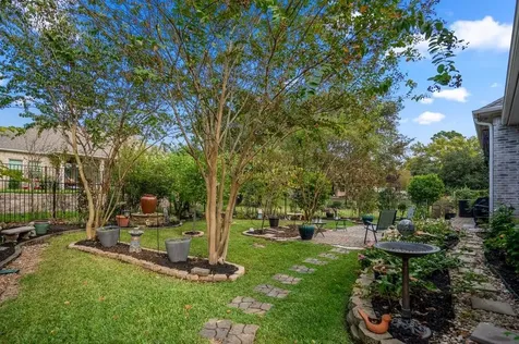 26 Brookgreen Circle S Montgomery TX 77356