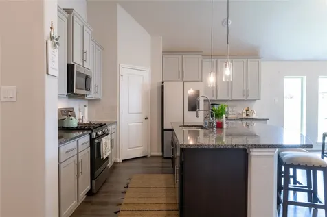 835 Sarasota Shore Drive Katy TX 77493