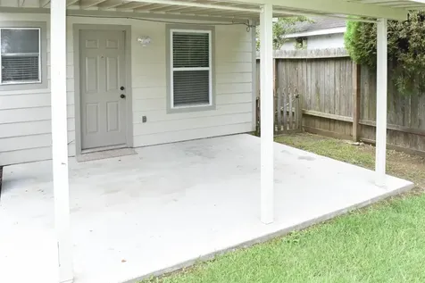 518 Moore Street Tomball TX 77375