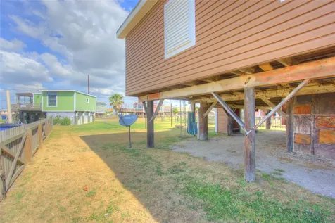 818 Fort Velasco Drive Surfside Beach TX 77541