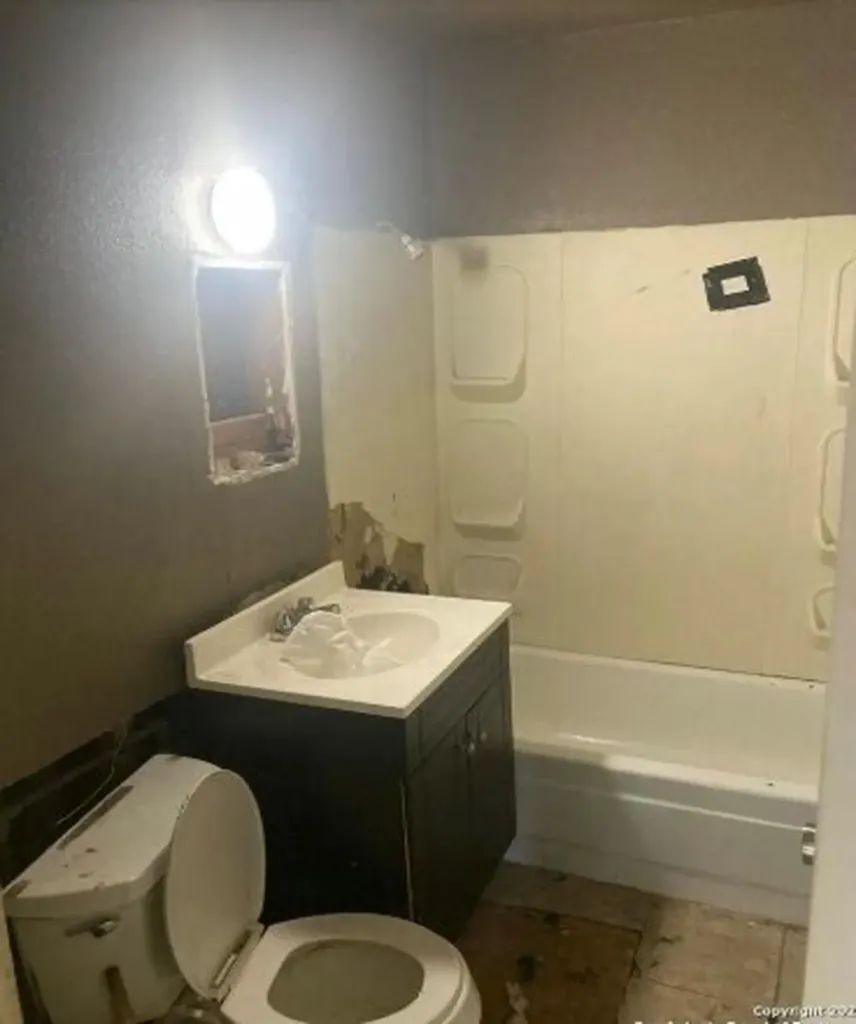 3010 Neptune Street San Antonio TX 78226