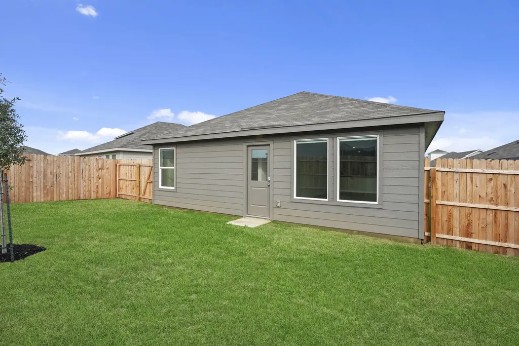 7316 Green Sapphire San Antonio TX 78263
