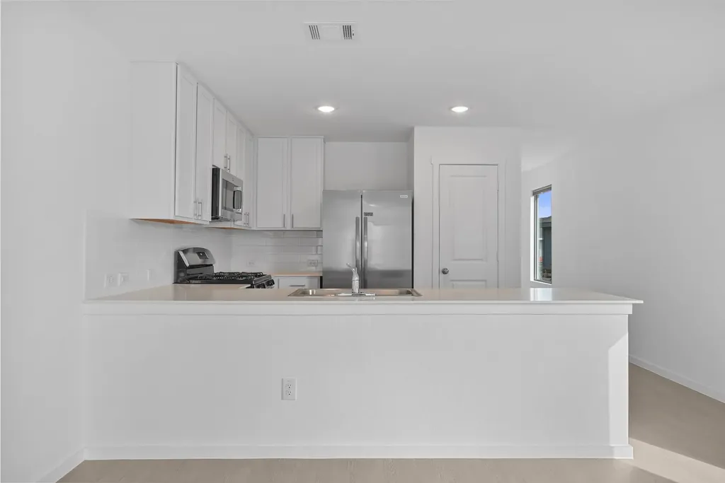 7316 Green Sapphire San Antonio TX 78263