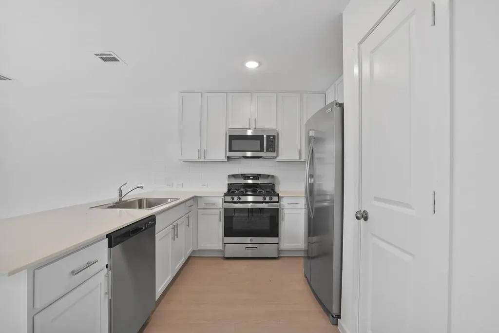 7316 Green Sapphire San Antonio TX 78263