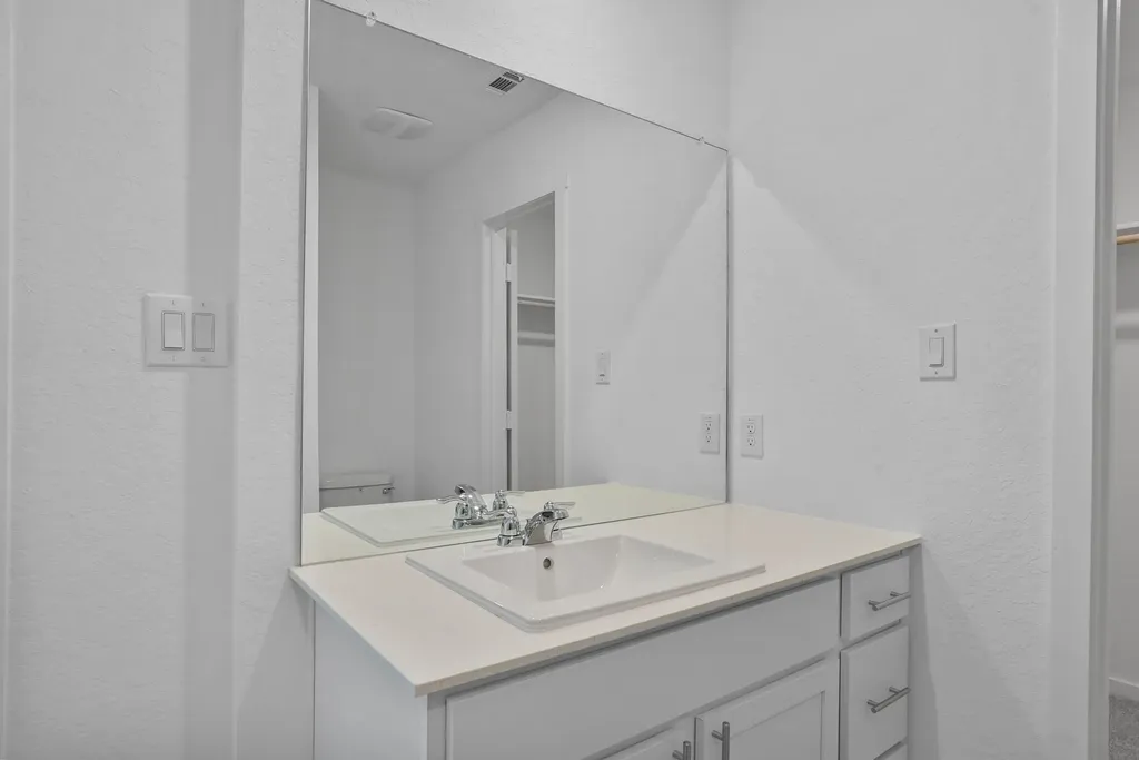 7316 Green Sapphire San Antonio TX 78263