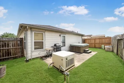 2630 Skyview Crest Court Houston TX 77047