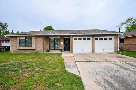 4827 Knotty Oaks Trail Houston TX 77045