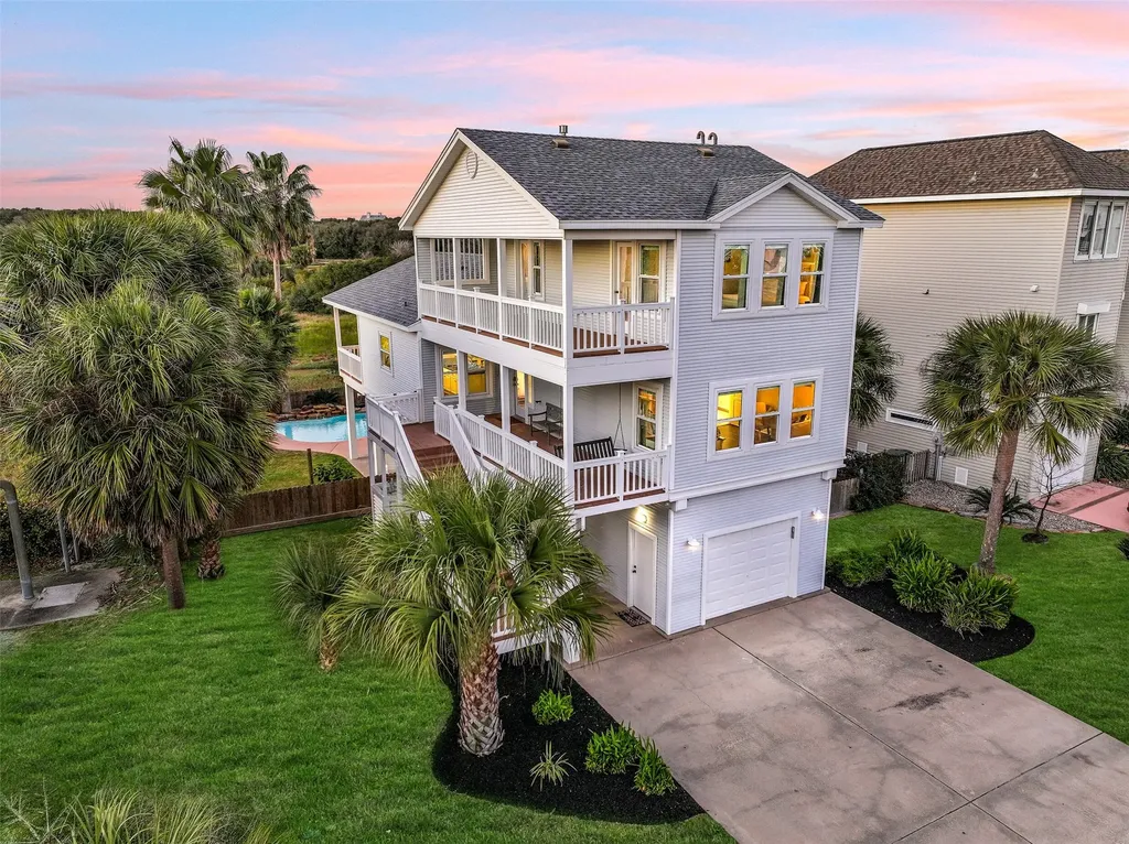13414 Binnacle Way Galveston TX 77554