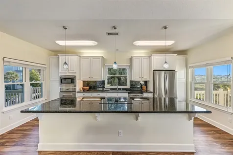 13414 Binnacle Way Galveston TX 77554