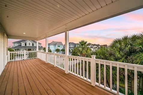 13414 Binnacle Way Galveston TX 77554