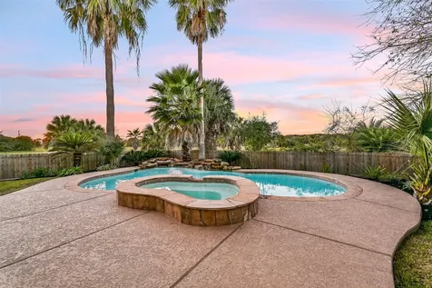 13414 Binnacle Way Galveston TX 77554