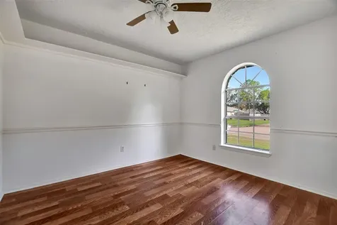 1311 Oak Hollow Drive Friendswood TX 77546