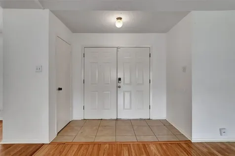 1311 Oak Hollow Drive Friendswood TX 77546