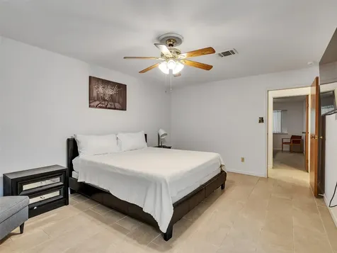 4002 Thistledown Drive Pasadena TX 77504