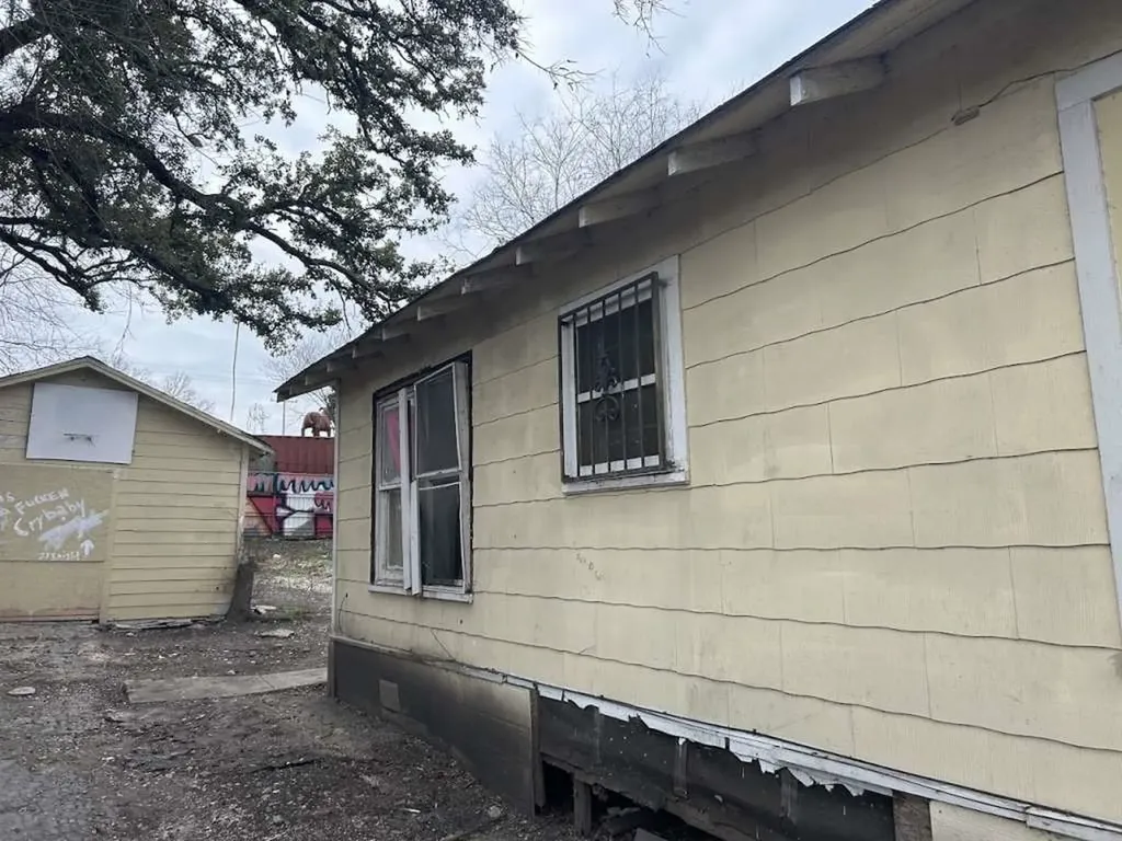 706 Gulf San Antonio TX 78202