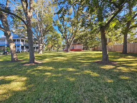 603 Landrum Avenue League City TX 77573