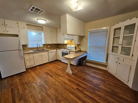 603 Landrum Avenue League City TX 77573