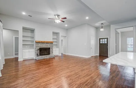 65 County Road 2266 Cleveland TX 77327