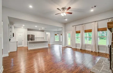 65 County Road 2266 Cleveland TX 77327